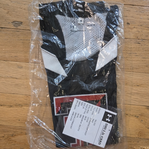 NWT Texas Tech Compression Singlet Tank Mens Under Armour UJTJC3M Black - Picture 7 of 9